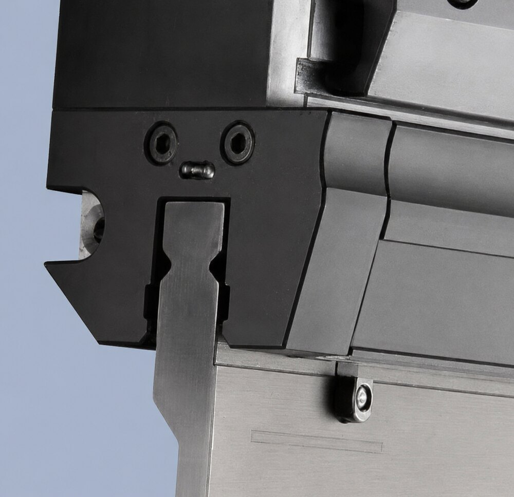 Wila style hydraulic press brake tooling clamp